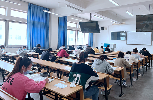 确实能够让一些学生放下每分必争的执念缓解学生的焦虑感等做法